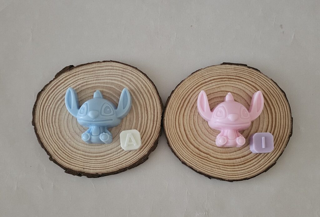 Jaboncitos stitch XL + inicial
